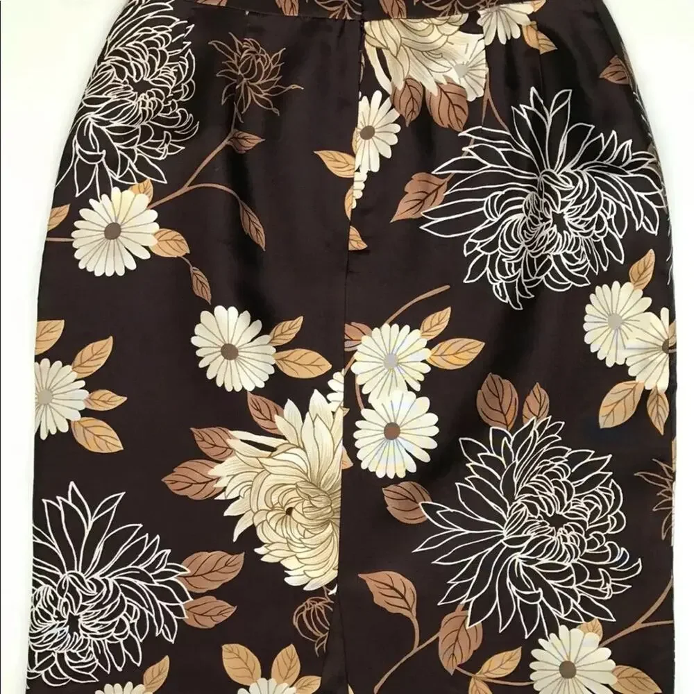 Maggy London 6 Ivory Floral on‎ Brown 100% Silk Skirt PRISTINE
